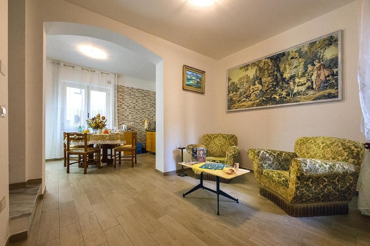 B&B Il Vicoletto Olevano sul Tusciano ภายนอก รูปภาพ